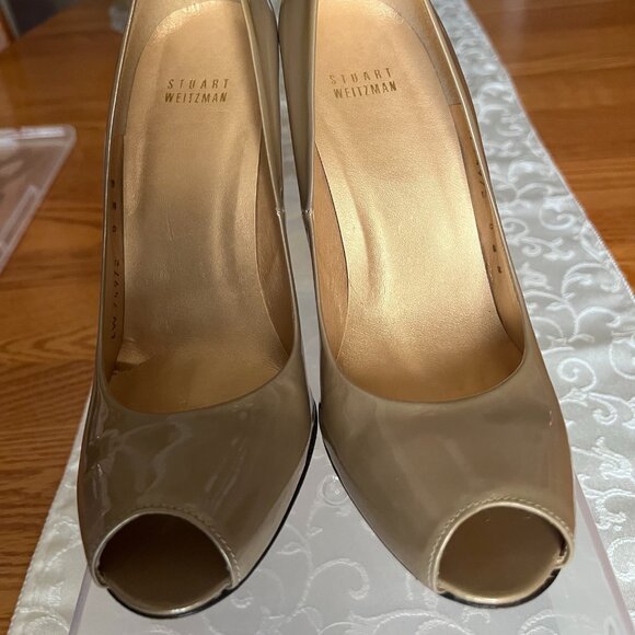 Stuart Weitzman Peep toe patent leather kitten heel pumps - Picture 1 of 3